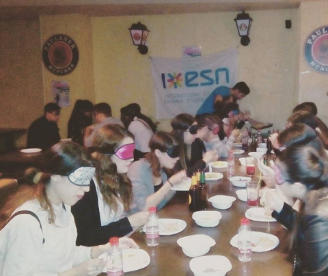 ESN Murcia - Blind dinner experience